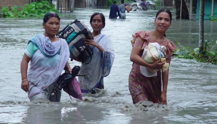असमः बराक घाटी में बाढ़ का खतरा, सहायक नदियों के जलस्तर में वृधि - flood  risk in Barak Valley due to water level increase in Assam | Dailynews