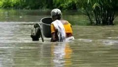 अभी भी बाढ़ से बेहाल है असम, अब तक 88 लोगों की मौत