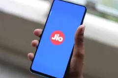 Reliance Jio का धांसू प्लान, 444 रुपये में मिलेगा 112GB डेटा और अनलिमिटेड कॉल