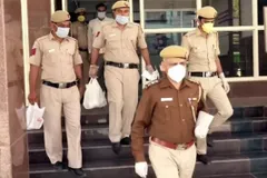 दिल्ली पुलिस ने मालिकों को लौटाए 7.55 करोड़ रुपये, 3.8 किलो सोना और चांदी, जानिए पूरा