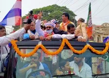 असम चुनाव: कांग्रेस विधायक रूपज्योति कुर्मी सहित 15 उम्मीदवारों ने दाखिल किया नामांकन 