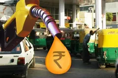 Petrol and Diesel prices : आज ही फुल करवालें गाड़ी की टंकी , तीन से चार रुपये महंगा हो सकता है पेट्रोल-डीजल 