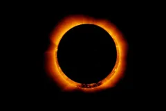 Solar Eclipse 2022 Effect: सूर्य ग्रहण के दिन इन राशि वाले लोग रहें सावधान, बढ़ सकती हैं मुश्किलें