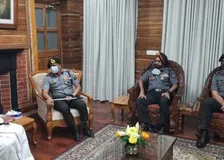 Assam Rifles Director General  लेफ्टिनेंट जनरल पीसी नायर ने मिजोरम के राज्यपाल पीएस श्रीधरन पिल्लई से की मुलाकात 