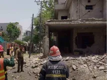 आतंकी Hafiz Saeed के घर के पास हुआ बम विस्‍फोट, दो की मौत, 17 घायल