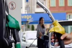 Petrol Diesel Price : आज फिर बढ़ गए हैं पेट्रोल-डीजल के दाम, जानिए कितनी हो गई कीमत
