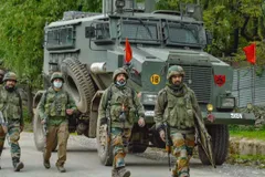 कश्मीर में आतंकियों ने फिर की भाजपा नेता की हत्या, भरे बाजार में बरसा दीं गोलियां