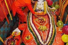 संगम किनारे लेटे हनुमान मंदिर की आरती का होगा लाइव प्रसारण : महंत बलवीर गिरि