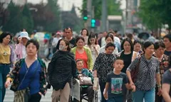 तेजी से बूढ़ा हो रहा चीन, बच्चा पैदा करना नहीं चाह रहे युवा! जानिए क्या है वजह