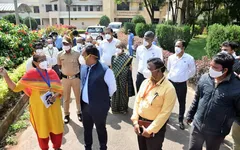 कर्नाटक-तेलंगाना में हुआ कोरोना ओमिक्रॉन विस्फोट, 112 छात्र मिले पॉजिटिव