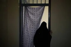 पहले 'भारतीय' फिर 'विदेशी' बताई गई महिला को मिली रिहाई, अब की ऐसी मांग

