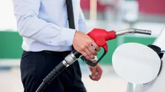Petrol Price: पेट्रोल-डीजल को लेकर खुशखबरी! आज इतने रह गए हैं तेल के भाव
