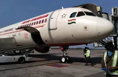 इटली से अमृतसर पहुंचे एयर इंडिया फ्लाइट के 125 यात्री निकले कोरोना पॉजिटिव