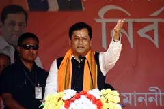 त्रिपुरा चुनाव : सोनोवाल ने लगाया बड़ा आरोप : सीपीआई-एम राज के दौरान बढ़ा भ्रष्टाचार, कांग्रेस ने रोका विकास