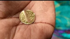 गजबः वोट पाने के लिए प्रत्याशी ने मतदाताओं को ही दिया धोखा, पकड़ा दिए सोने के नकली सिक्के