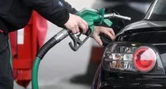 आज भी राहत, जानिए कितनी है पेट्रोल और डीजल की कीमत, लेकिन क्रूड ऑयल की कीमतें कर सकती हैं परेशान