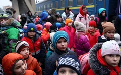 यूक्रेन युद्ध से भागे बच्चों पर अब आया अस्तित्व का खतरा, यूनिसेफ ने जारी की ऐसी चेतावनी