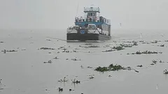 Flood in Assam : ब्रह्मपुत्र का जलस्तर बढ़ने के कारण जोरहाट-माजुली फेरी सेवाएं निलंबित