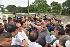 Assam flood: PM मोदी ने CM सरमा से की बात, हरसंभव मदद का दिया आश्वासन