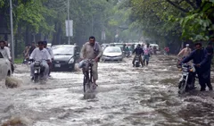 पाकिस्तान की इस जगह पर कहर बनकर टूटी बारिश, एक झटके में चली गई इतने लोगों की जान