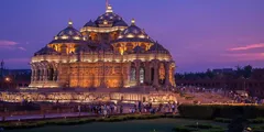 महादेव के दर्शन के लिए प्रसिद्ध है दिल्ली के ये मंदिर, जाएं तो एकबार जरूर देखें