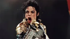 Michael Jackson: मरने के बाद भी करोड़ों की कमाई करते थे माइकल जैक्सन, भाई के पॉप ग्रुप से की थी करियर की शुरुआत