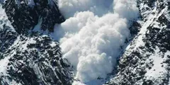 उत्तराखंड में हिमस्खलन, फंसे 28 पर्वतारोही, 2 की मौत, बचाव कार्य जारी