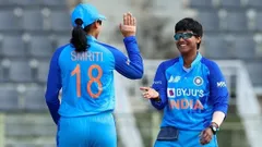 महिला एशिया कप 2022 : भारतीय टीम के सामने ताश के पत्तों की तरह ढेर हुई थाईलैंड, बस इतने बने रन