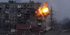 रूस की  सेना ने यूक्रेन पर किए खतरनाक ड्रोन अटैक, कई इमारतें तबाह, 100 से ज्यादा इलाकों में बिजली बंद