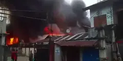 अरुणाचल के नाहरलगुन में भीषण आग, 700 से अधिक दुकानें जली



