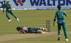 T20 World Cup 2022: शाहीन अफरीदी और शादाब की धारदार गेंदबाजी के आगे बांग्लादेश बना सकी 127 रन