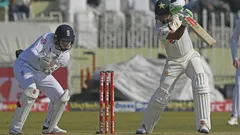 ENG VS PAK TEST: पाकिस्तान के तीन खिलाड़ियों ने भी जड़ दिए शतक, फिर इंग्लैंड से इतने रनों से है पीछे