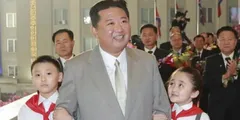 नॉर्थ कोरिया में तानाशाह का बच्चों को लेकर अजीबोगरीब फरमान, 'बम' 'सैटेलाइट'और 'बंदूक' नाम रखने को कहा



