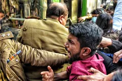 बीबीसी डॉक्यूमेंट्री स्क्रीनिंग : डीयू में 24 छात्रों को हिरासत में लिया गया, धारा 144 लगाई गई
