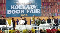 Mamata Banerjee ने किया Kolkata International Book Fair का उद्घाटन, खुद लिख चुकी हैं इतनी किताबें