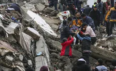 विनाशकारी भूकंप से तबाह हुआ तुर्की और सीरिया, अब तक 1200 से ज्यादा मौतें, मच गया हाहाकार