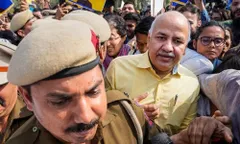 Delhi Excise Policy Case: मनीष सिसोदिया को एवेन्यू कोर्ट ने दिया बड़ा झटका, न्यायिक हिरासत 3 अप्रैल तक बढ़ाई