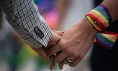 समलैंगिक विवाह की सुनवाई LIVE UPDATE: केंद्र ने सुप्रीम कोर्ट की सुनवाई पर प्रारंभिक आपत्ति जताई