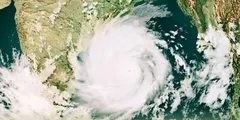 भारत पर किसी भी वक्त आ सकती आसमानी आफत! बंगाल की खाड़ी में उठा खतरनाक मोका तूफान