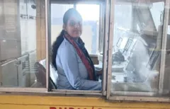 त्रिपुरा की देबोलीना रॉय बनीं पहली महिला लोको पायलट, अब चलाएंगी ट्रेन