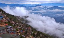 सिक्किम में घूमने के लिए ये दो जगह है शानदार, खूबसूरती देख रह जाएंगे हैरान