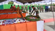 Manipur Landslide में मारे गए सैनिकों को बीर टिकेंद्रजीत एयरपोर्ट इंफाल पर दी गई पुष्पांजलि 
