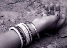 असम में शादीशुदा महिला के प्यार में पागल प्रेमी ने कर दिया उसी का खून 
