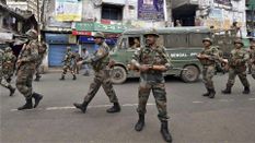 बम विस्फोटों के बाद बंगाल के पहाड़ी इलाके के पुलिस थाने हाई अलर्ट पर