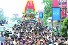 असम : श्रद्धापूर्वक निकाली गई भगवान जगन्नाथ रथयात्रा