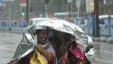 मणिपुर में मूसलाधार बारिश से जनजीवन प्रभावित
