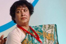 बांग्लादेश से भगाई गई तसलीमा नसरीन अवैध बांग्लादेशी घुसपैठियों पर दे रही ज्ञान

