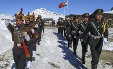 नववर्ष पर भारत व चीन की सेनाओं की नाथूला में बैठक