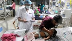 बुखार रोकने में नाकाम रही भाजपा सरकार, 63 बच्चों की चली गई जान