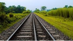 अगरतला-अखौरा के बीच एक साल के अंदर बिछेगा रेलवे लाइन, केंद्रीय मंत्री ने दी जानकारी



